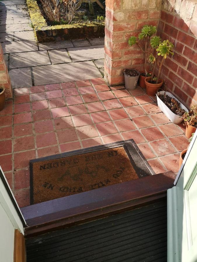 White Cottage B&B Spilsby Esterno foto